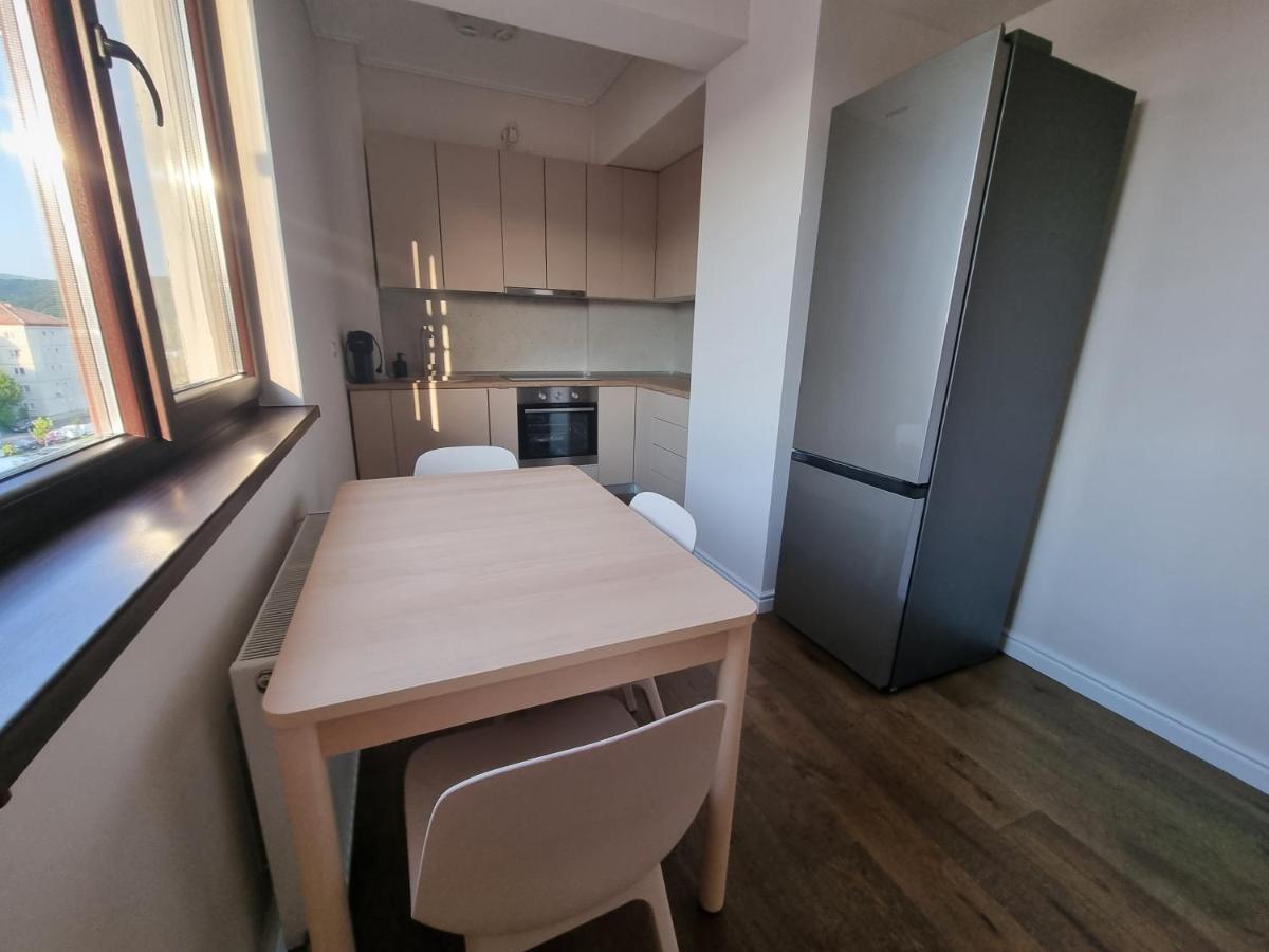 Apartament In Complex Rezidential Ramnicu Valcea Exterior foto